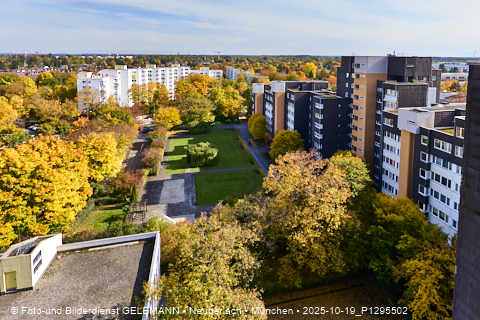 19.10.2025 - Blick aus meinem Burgfenster im Marx-Zentrum